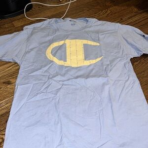 Champion Tshirt